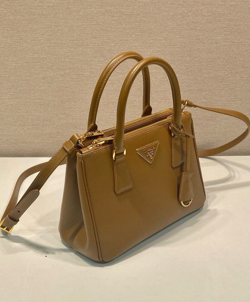 Prada Small Prada Galleria Saffiano Leather bag 1BA896